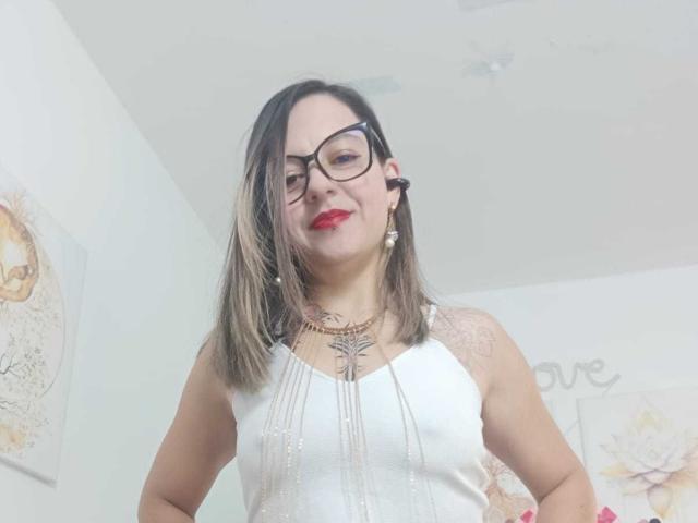 ArianaBlonde - Élő pornó és szexkamera - 30610859