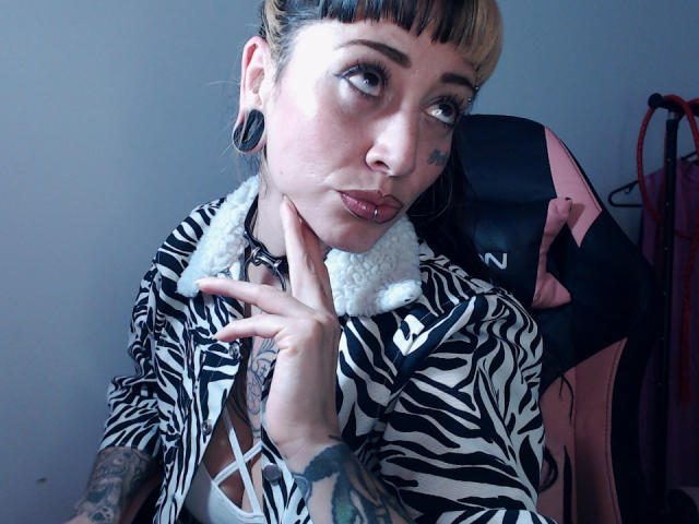 LusstCruella - Live sex cam - 30681278