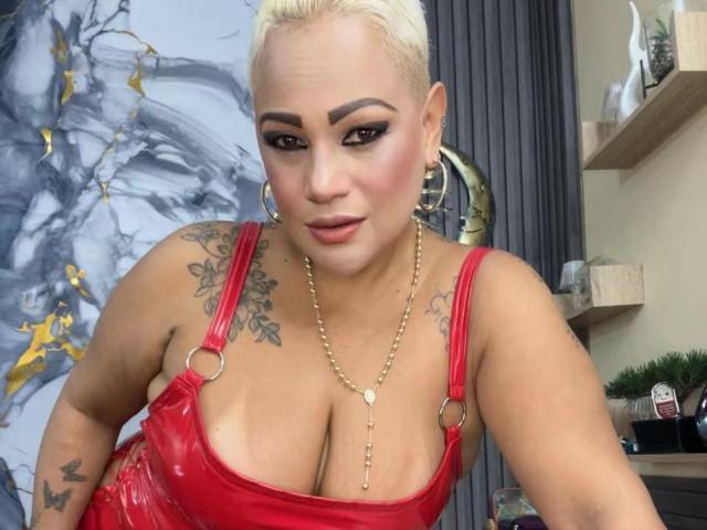 GianellaCox - Live porn &amp; sex cam - 30877061