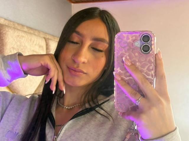 MaddyCarina - Live porn &amp; sex cam - 30911024