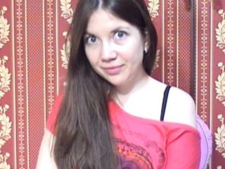 MissElllie - Cam sexy with a European Hot chicks 