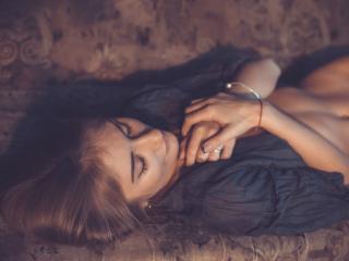Arriadna - Live chat hot with a hot body Hot babe 