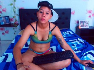 NicoleSpicyTits - Live sexe cam - 3529324