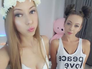 HottestLezbys - Live porn &amp; sex cam - 3652223