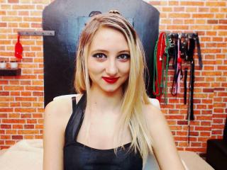 UrInnocentBabe - Live Sex Cam - 3664151