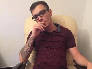 HotCarl - Live porn &amp; sex cam - 3702392