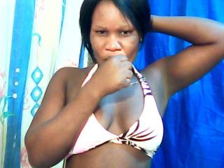 RoseLevreBlack - Live Sex Cam - 3717860