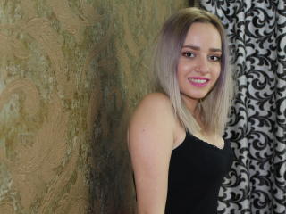 LorellaLuv - Live porn & sex cam - 3743704