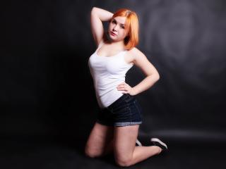 HannahDevil - Chat cam hard with a shaved vagina College hotties 