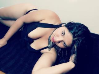 MiaFiorella - Live Sex Cam - 3925135