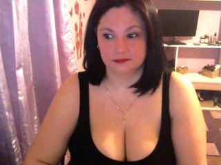 HellenBooty69 - Live chat x avec une Femmes occidentale  