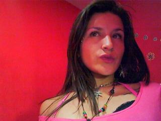 Anabely - online chat sexy with this black hair Young and sexy lady 