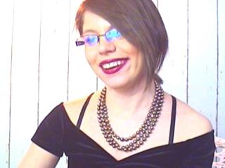 SophiaGreens - Live sex cam - 4027340