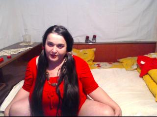 LaraBriliant - Live sex cam - 4079810