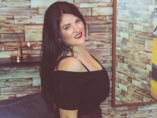 SerendipityAn - Chat cam sexy with this shaved pussy 18+ teen woman 