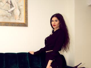 LaraVane - Live sex cam - 4179700