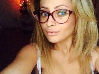 EvaFeminine - Web cam xXx with a shaved sexual organ Hot chicks 