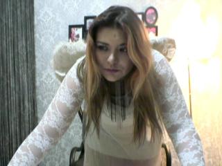 SpicySuzy - Web cam exciting with a shaved private part Hot chicks 