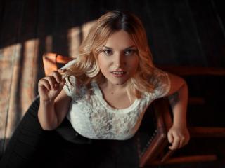 MoniikaBigBoobs - Sexe cam en vivo - 4666359