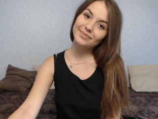 ElviraBrek - Live sex cam - 4691449