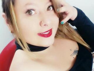 Kashiwazaki - Live chat x with this latin Young lady 