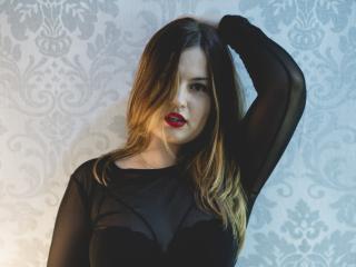 CarryBelle - Show hard with this shaved sexual organ Girl 