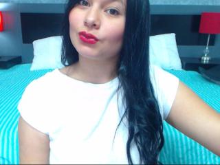AmarantaFox - chat online sexy with this shaved private part Girl 