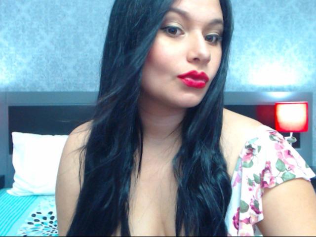 AmarantaFox - Webcam live hot with a latin Hot babe 