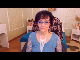 CindyCreamy - Chat live porn with this European Lady over 35 