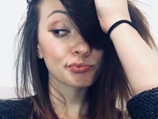 BlossomPussy - Live cam hard with a auburn hair Hot chicks 