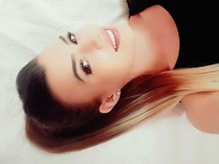 GlloryLyzzy - Live sex cam - 5979316