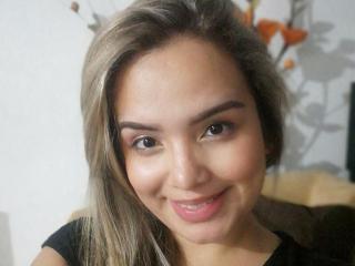 Litzydouce - chat online hard with this latin american Girl 