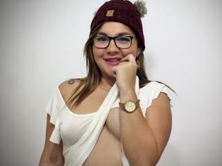 MelleThomson - Live porn & sex cam - 6392375