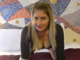 CarolDiamond - Sexe cam en vivo - 6989824