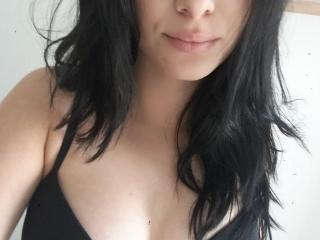 LaraBomb - Live sexe cam - 7819768