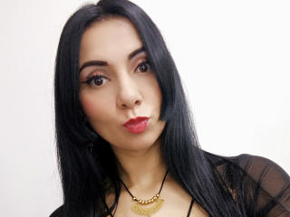 AntonellaReigns - Live porn &amp; sex cam - 8258576