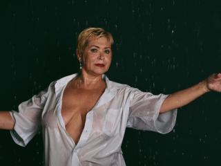 VeronikaElegant - Live sexe cam - 8443732