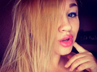 BlondeLindsey - Live sexe cam - 8563232