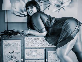 CurvyTemptation - Live sexe cam - 8616468