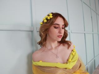 AlbinaFurr - Live sex cam - 8647088