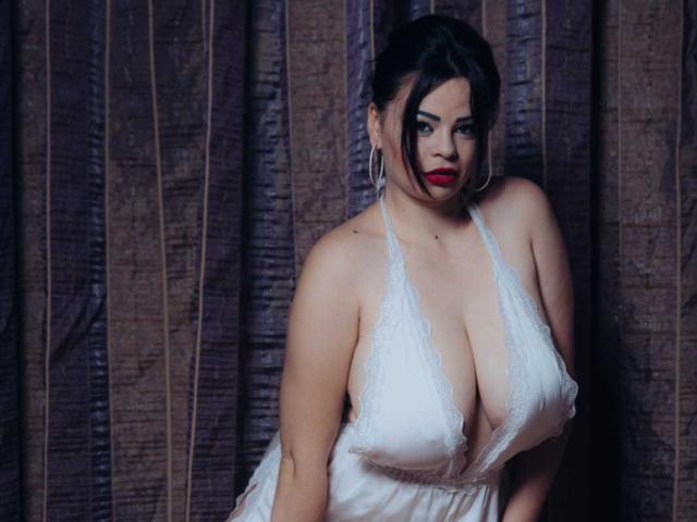 SexyHotSamira - Live sex cam - 8666800