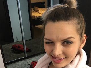 DouceAmelia - Live porn & sex cam - 8813552