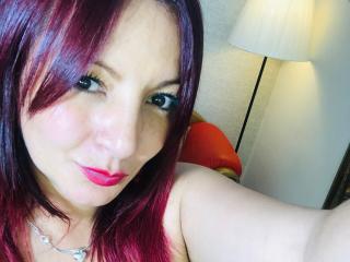 SexyAllisonx - Live Sex Cam - 9021892