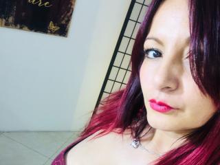 SexyAllisonx - Live Sex Cam - 9022000