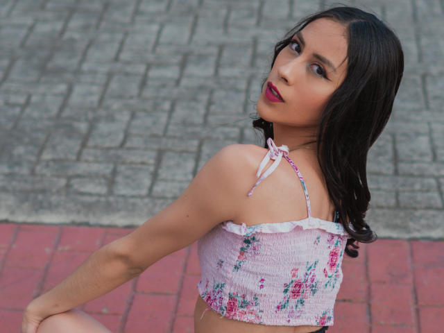 AnyaJay - Live sex cam - 9512612