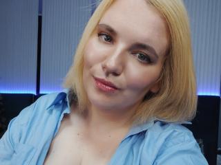 Sexy pic of AlessaBlack