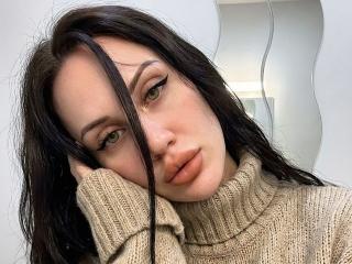 Sexy pic of AliceMelof