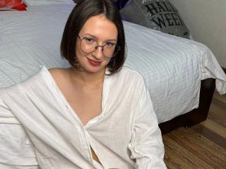 Alliana-hot live cam
