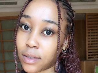 AreolaQueen live cam and statistics on UnifiedCams