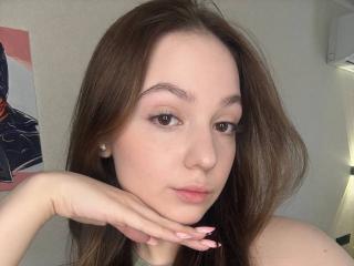 Sexy pic of BaoRoebke